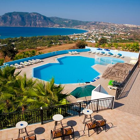 קפלוס Pantheon Hotel מראה חיצוני תמונה
