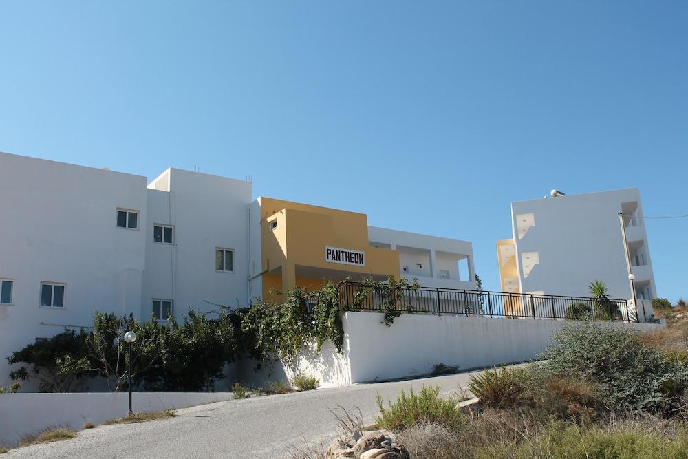קפלוס Pantheon Hotel מראה חיצוני תמונה