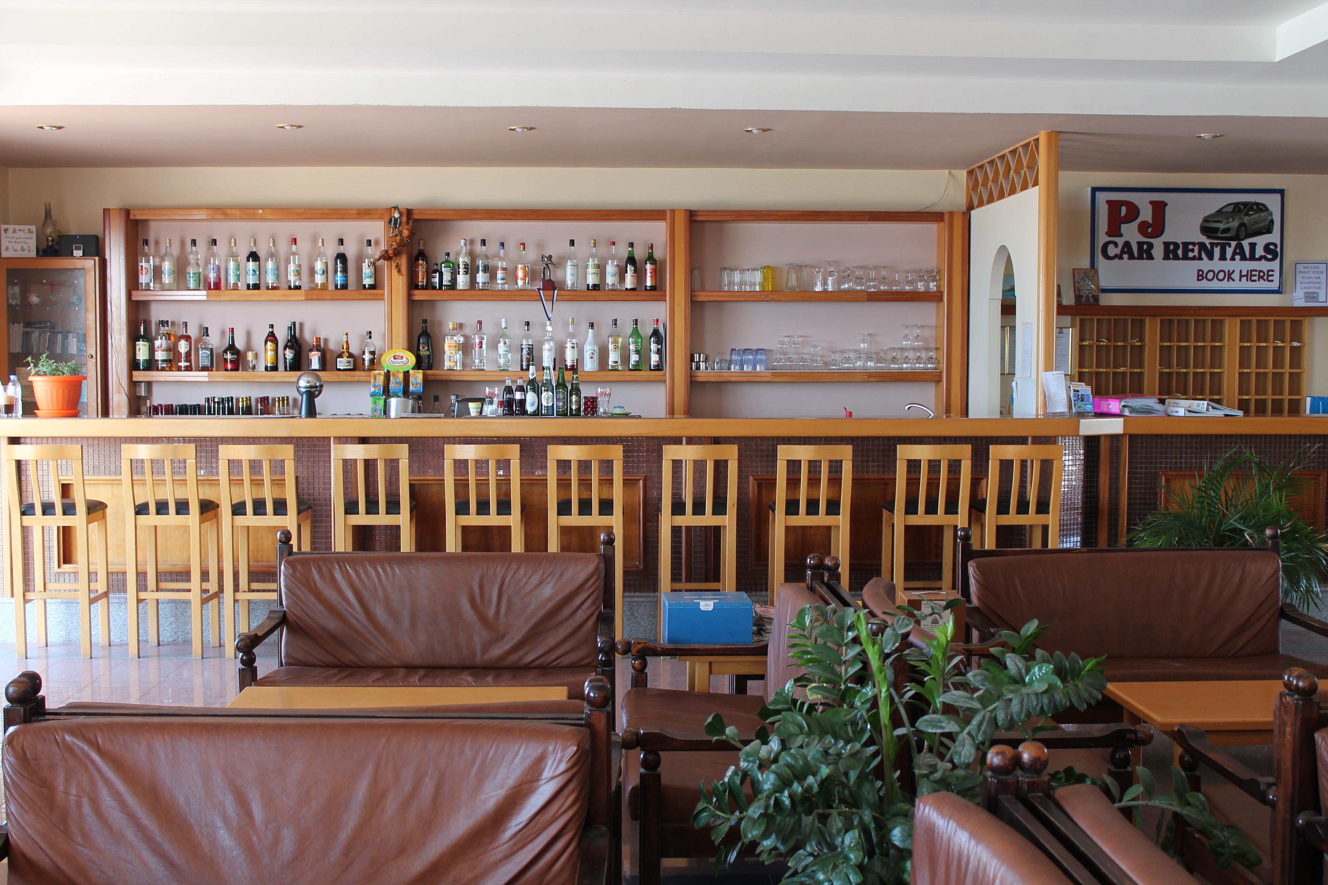 קפלוס Pantheon Hotel מראה חיצוני תמונה