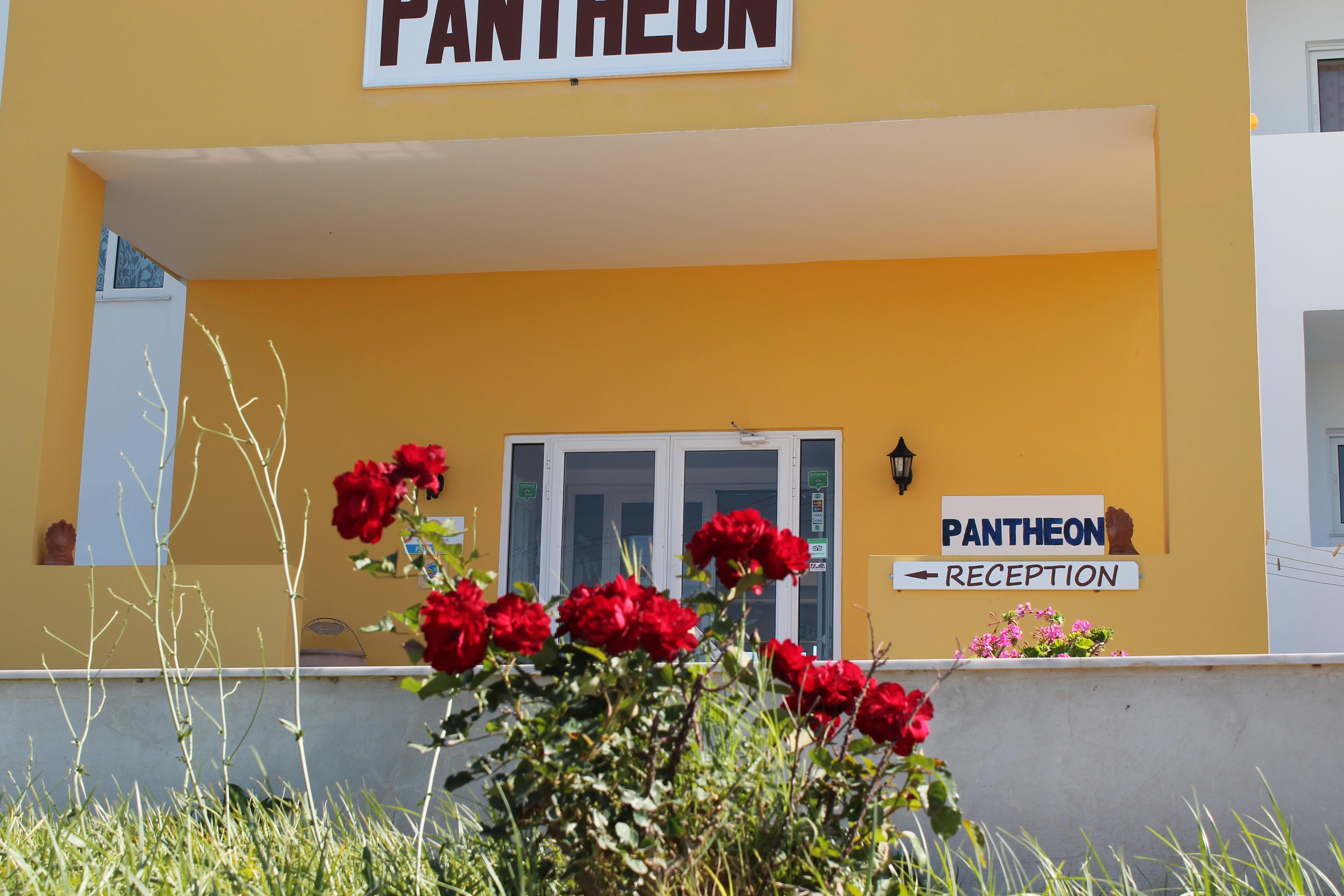 קפלוס Pantheon Hotel מראה חיצוני תמונה