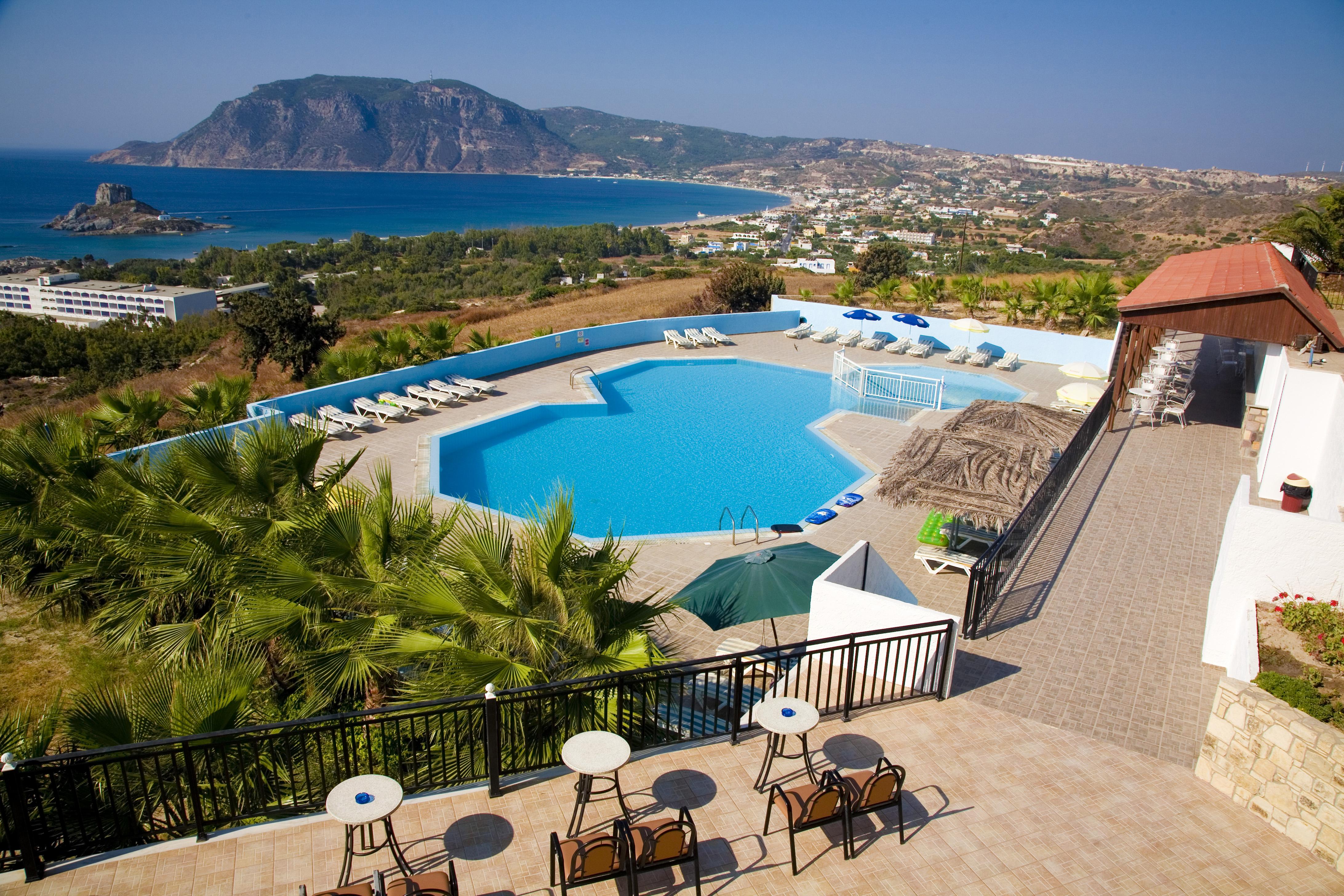 קפלוס Pantheon Hotel מראה חיצוני תמונה